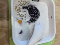 -满记甜品(巴黎春天宝山店)