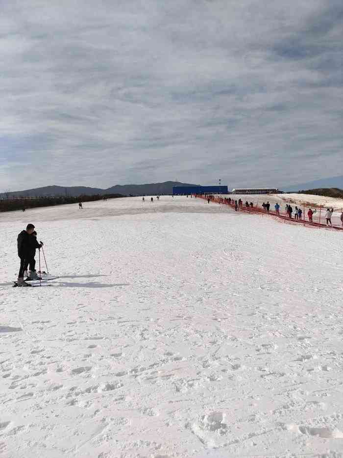 九润国际滑雪场图片
