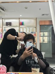 -镁连社·美联社