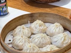 -馋三尺蟹粉小笼(人民广场店)