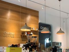 -彳亍咖啡·这里(水湾路店)