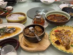 -沪华海鲜大酒楼(南汇店)