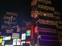 -资和信百货商场