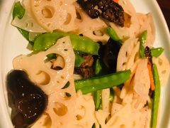 羊肝菌炒什锦-望湘园·洞庭渔宴(浦江欢乐颂店)
