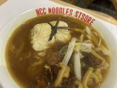 -牛吃草牛肉面(甬港南路店)