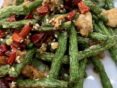 -一口猪海鲜浑锅·东北家常菜