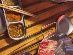 -叽叽扎扎烤肉场(生态城万达店)