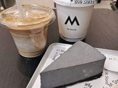 -M Stand(杭州萧山万象汇店)