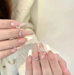 -悦指间美甲美睫