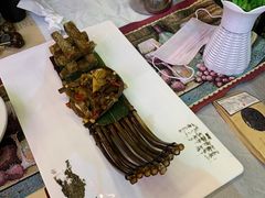 -刘姐啤酒鱼民族演艺餐厅(西街总店)