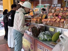 -瓦洛洛传统市场
