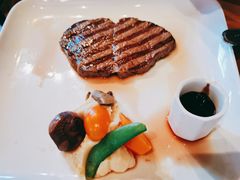 精选级腓力牛排配大明虾-德大西餐社