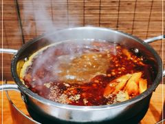 -独食火锅·半米屋台(直营总店)