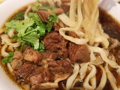 -清真吴记门钉肉饼·喜多利