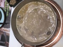-洪氏嗨捞·猪肚鸡火锅(阳光天地店)