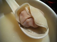 鲜虾抄手-榛悦隆堡成都酒店(春熙路太古里店)