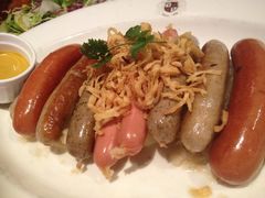 香肠拼盘-皇冠自酿啤酒坊(中国红街5号楼店)