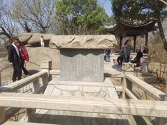 -灵岩山风景区