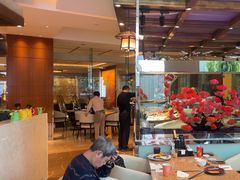 -怡咖啡海鲜自助餐厅(浦东香格里拉店)