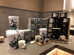 -星巴克臻选(嘉兴海宁银泰城店)