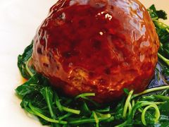 大红烧狮子头-A One Kitchen·南京精菜馆(晶丽酒店店)