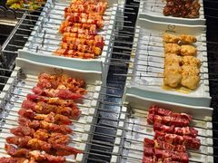 -麦凯伦烧烤·精酿超级工厂店(金桥总店)