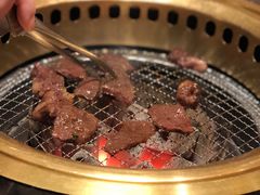 -山川小町·极番烧肉(新地假日广场店)