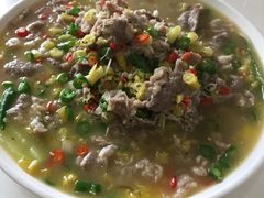 酸汤肥牛-家常菜馆(三里桥美食一条街店)