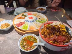 -怪噜范·贵阳小吃大排档旗舰店(世纪金源店)