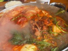-喇喇排骨火锅·传统韩式脊骨汤(望京西园总店)