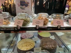 面包甜点陈列柜-景湖轩全日制餐厅·南湖名都