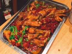 辣鸡爪-喝丢一只鞋海鲜烧烤·海肠捞饭(东关街店)