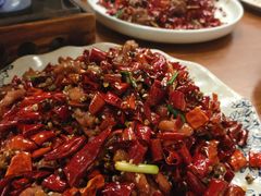 乐山辣子鸡-付掌柜在成都·热炒砂锅集(金禾店)