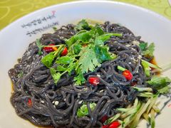 -靠山屯东北农家菜(八龙桥雅苑店)
