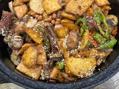 -老钟家烤羊排·敦伊阁清真餐厅胡羊焖饼