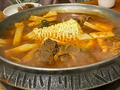 -喇喇排骨火锅·传统韩式脊骨汤(望京西园总店)
