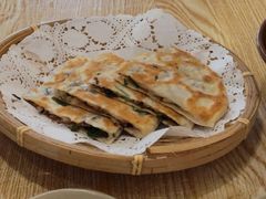 干菜肉麦饼-桐香园小笼包(百井坊巷店)