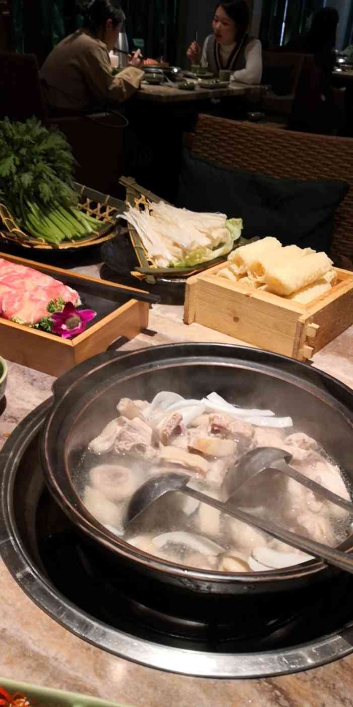 凤园椰珍·臻品椰子鸡(天河南二路店)