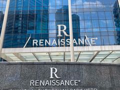 -上海龙之梦万丽酒店