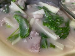 芋头-乡巴佬鼎锅饭