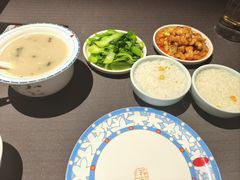 -肆月河豚·新淮扬菜·烤鸭(中关村店)