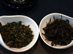 台湾乌龙+凤凰单枞-拂晓山房·私房川菜(西门店)