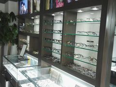 -视野联行眼镜蔡司·依视路官方授权店(顺城店)