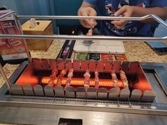 现穿羊肉串-丰茂烤串(六里桥店)