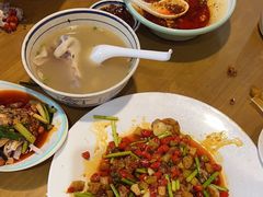 -易老妈蹄花.创于1935(总店)