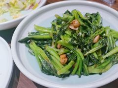 -港丽餐厅(正大店)