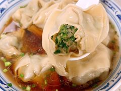 菜肉馄饨-古徽州馄饨店(宝安路店)