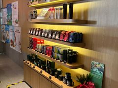 零售区-星巴克(北京中关村北京国际店)