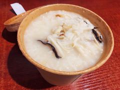 -粤港湾砂锅粥·宵夜(宝龙店)
