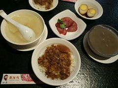 -胡须张鲁肉饭(美食文化馆店)